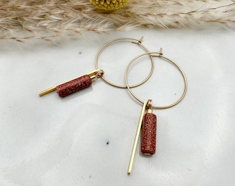 Stainless steel earrings: Handmade 18K gold-plated hoop earrings with golden sandstone - unique and feather-light statement earrings in a pair