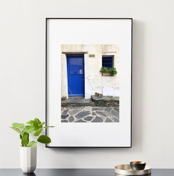 Digital Download Blue Door with Cat in Barcelona