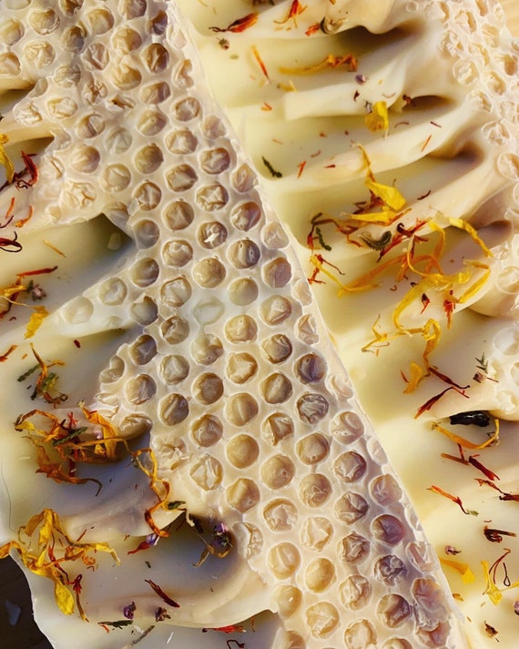 Sonoran Honey Wildflower Moisturizing Soap | Handmade LIGHT SCENT | Gentle Detoxifying  with Clay and Shea Butter | Essential Oil