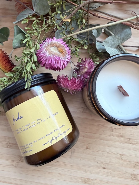 Frida alluring hand poured Apricot Soy Candle, fresh floral 8 oz