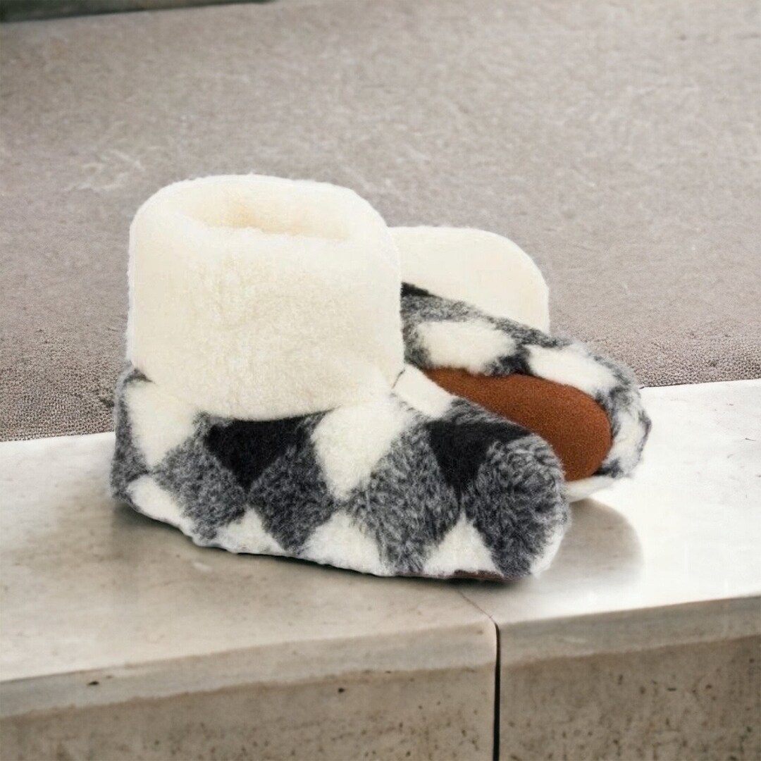 lambswool slippers