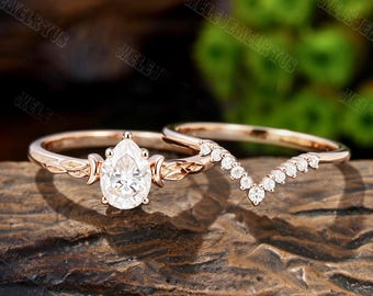 Pear Cut Moissanite Engagement Ring Set Vintage 10K/14K Rose gold Moon Design Half Eternity Bridal Promise Ring Stacking Curved Wedding Band