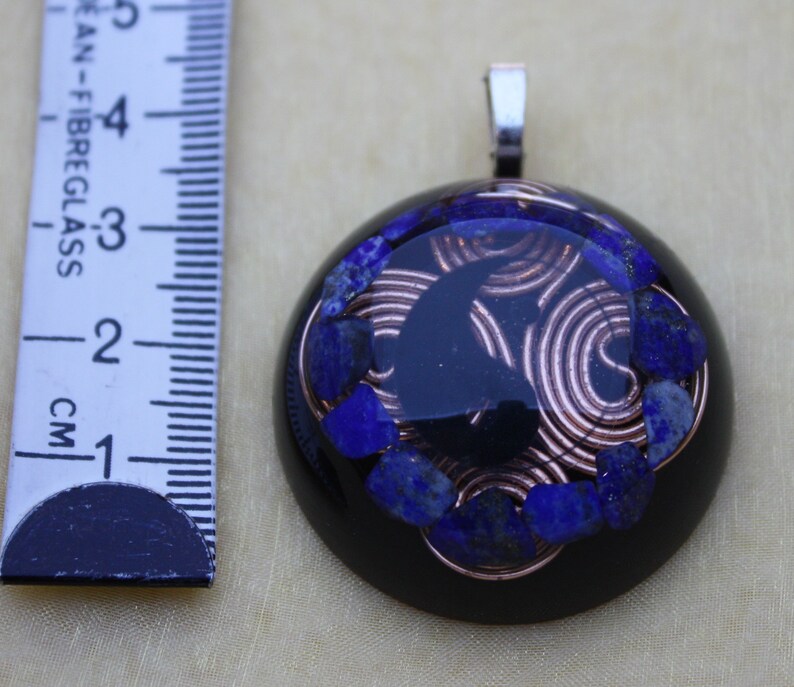Pendentif Orgonite Or Yin Yang Avec Feuille D'or - Collier Unisexe 46 Cm, Pierres Naturelles