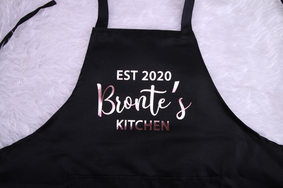Personalized Polyester Apron - Housewarming Gift Year Name Wedding Anniversary Gift Mother Day Grandma Chef Bakery Kitchen with Pocket