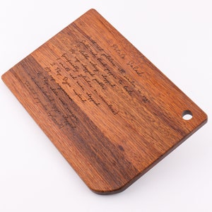 Personalized Engraved Wood Cutting Board, Cutting Board Anniversary gift, Wedding Gift for Couple, Cheese Board Wedding Gift for Mom