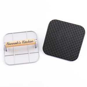 Personalized Aluminum Burger Steak Press Engraved Name BBQ Bacon Meat Sandwich Smash for Blackstone Griddle Wooden Handle Patty Maker Tool