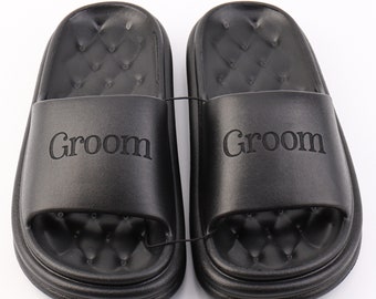 Claquettes personnalisées pour femme et homme, Chaussons coussinés antidérapants personnalisés, Facile à nettoyer, Cadeau gravé pour garçon d'honneur pour la douche, la natation, la plage, la piscine