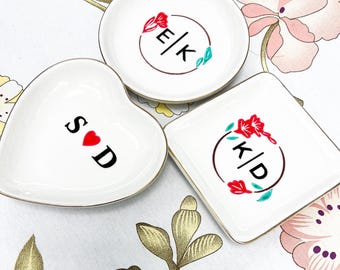パーソナライズされたジュエリーディッシュ、婚約指輪ディッシュ、結婚指輪ディッシュ、ジュエリーディッシュ、誕生日パーティーギフト、母の日ギフト、ブライズメイドギフト