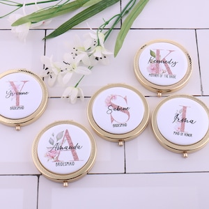 Personalized Alphabet Gold Compact Mirror for Woman Name Initial Floral Monogram Bridesmaid Bachelorette Makeup Pocket Mirror Birthday Gift