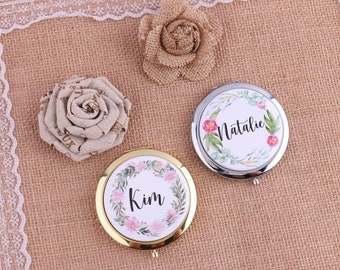 Specchio tascabile personalizzato per donna, regalo per damigella d'onore, il tuo testo, ghirlanda floreale verde, regalo unico e compatto