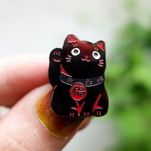 Lucky Cat – Japan inspired Black Enamel Pin