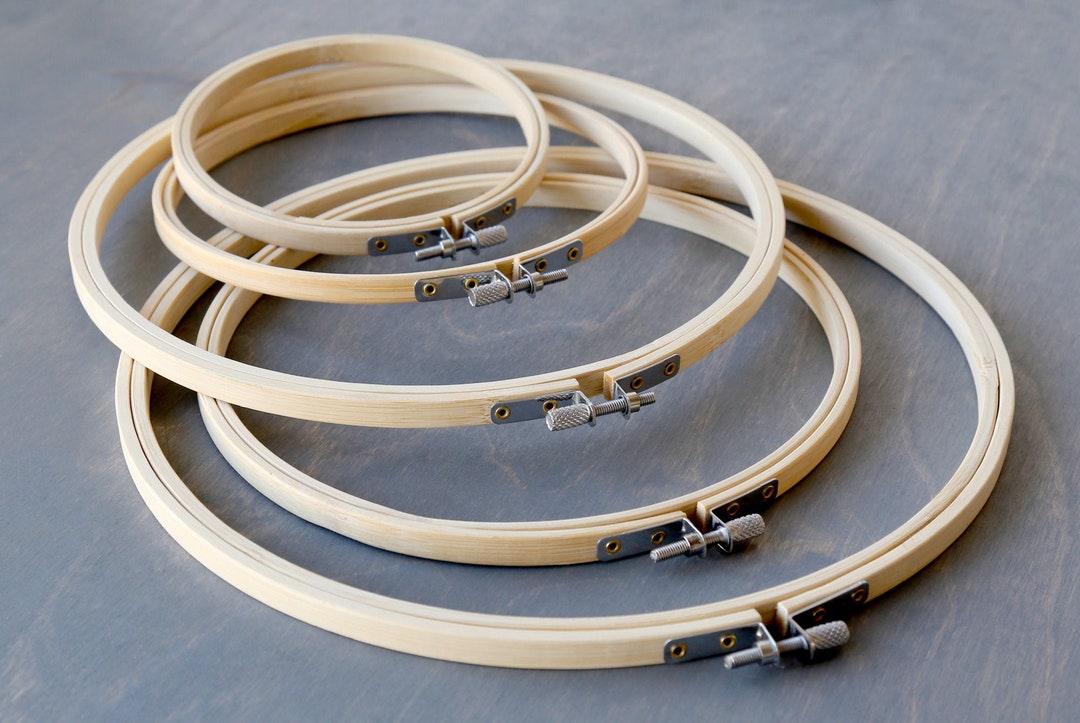 Cercles à Broder A Playful Stitch: Cross Stitch Hoop Tambour A Broder Cercles à Broder A Playful Stitch: Cross Stitch Hoop Tambour A Broder