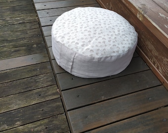Zafu meditation cushion with cover, eco-friendly Rounde Mandala relaxation pouf, gift for yoga enthusiasts