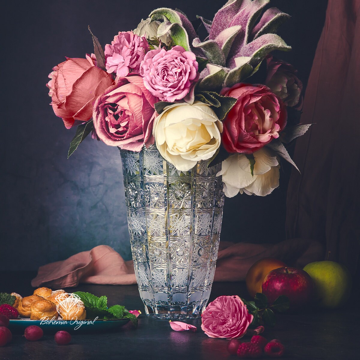 大きなハンドカットのボヘミアクリスタル花瓶 - Etsy 日本