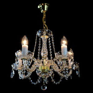 Lustre design Balance en cristal de Swarovski de Bohême