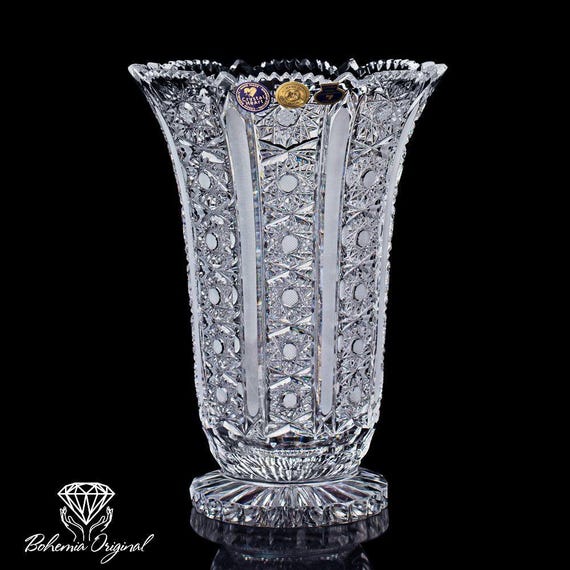 Boho-Kristallvase aus handgeschliffenem Kristall – Großartige Kunstfertigkeit, zeitlose Brillanz