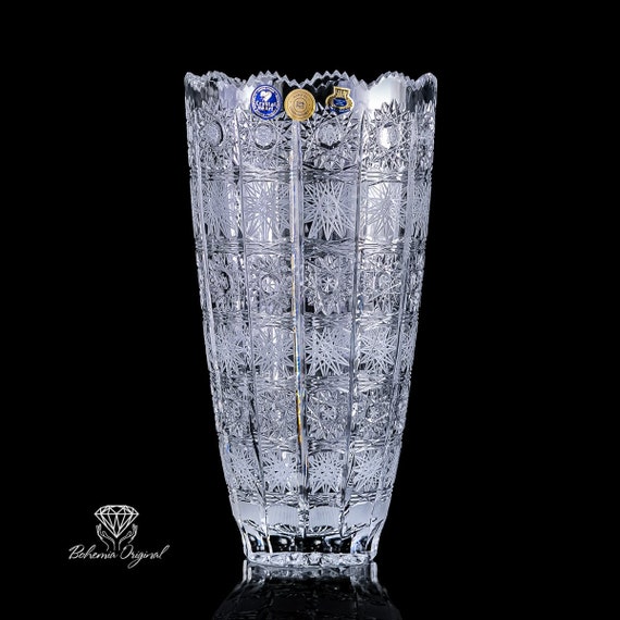 Große handgeschliffene böhmische Kristallvase