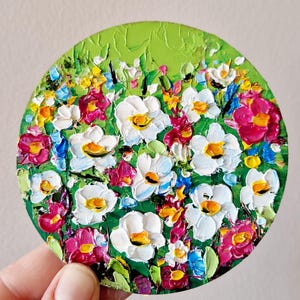 Pintura de margaritas Pintura redonda Arte floral original Flor Pintura pequeña Impasto 4" de Julia Datta