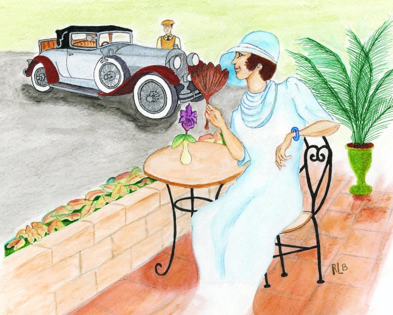 K&ouml;nnte beinhalten: Aquarellmalerei einer Frau in hellblauem Kleid und Hut, die an einem Tisch mit einem F&auml;cher sitzt. Ein Oldtimer und ein Mann in gelber Weste sind im Hintergrund. Ein Blumentopf und eine Blumenvase sind ebenfalls vorhanden.