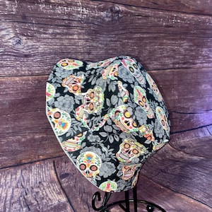 Skull & Roses Bucket Hat