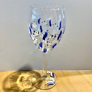 Painted Abstract Swirl Dot Wine Glass