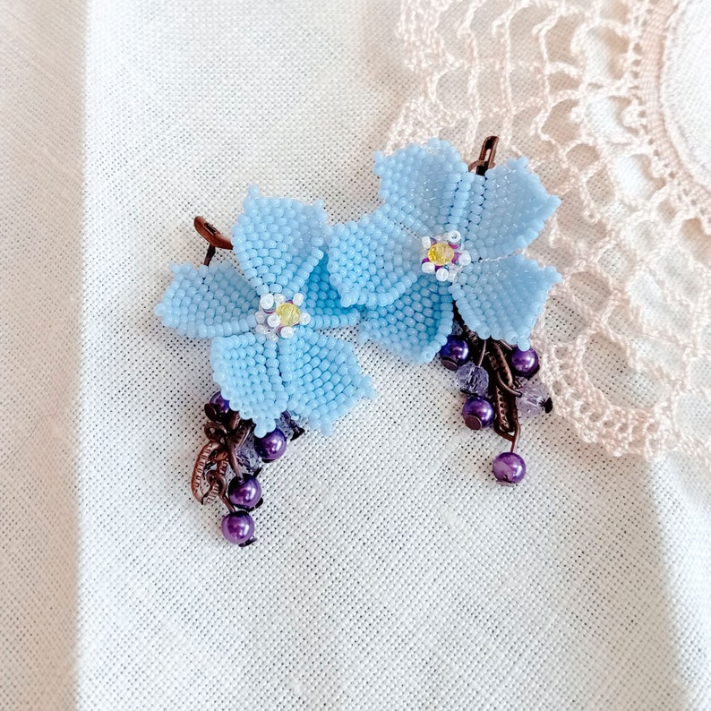 Flower Dangle Earrings by latitabijouxjewelry