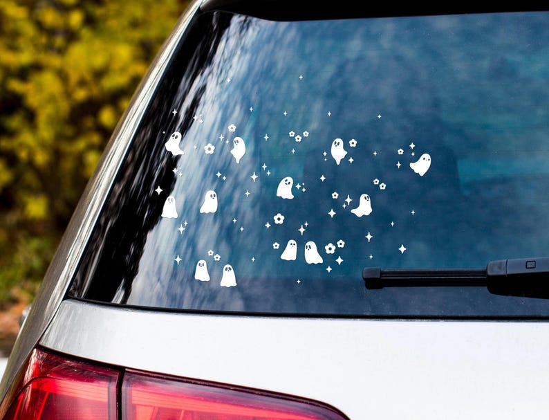 Hoja de calcomanías de fantasmas espeluznantes - Calcomanías estéticas de Halloween para la ventana trasera del auto, vasos y botellas de agua, accesorio impermeable para el auto. imagen 3