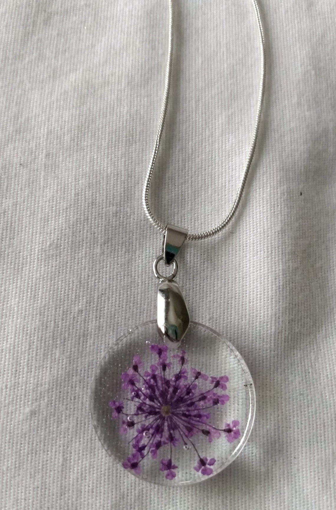 Real Dried Flower Resin Necklace/resin Flower Pendant/resin Etsy