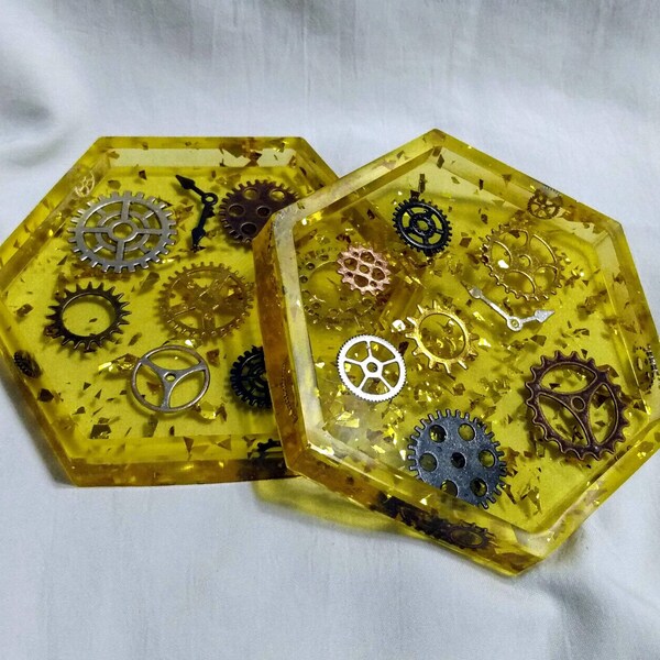 Resin steampunk hexagon coasters or trinket holder/Handmade from epoxy resin, cogs, gears, alcohol ink gold foil flakes