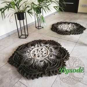 Round crochet rug, Cozy flower rug, Knitted rug, Home decor, Rag rug, Housewarming gift, Christmas gift, Lotus flower decor, Custom rug