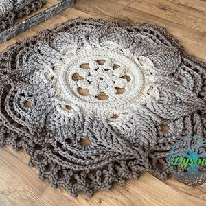 Round crochet rug, Cozy flower rug, Knitted rug, Home decor, Rag rug, Housewarming gift, Christmas gift, Lotus flower decor, Custom rug