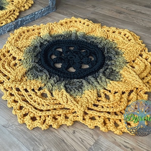 Round crochet rug, Cozy flower rug, Knitted rug, Home decor, Rag rug, Housewarming gift, Christmas gift, Lotus flower decor, Custom rug