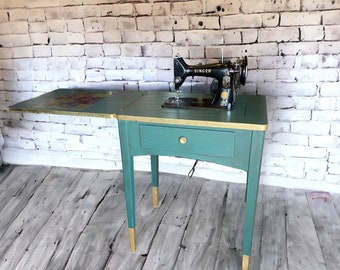 Restored Antique Singer Sewing Cabinet w/Singer Sewing Machine