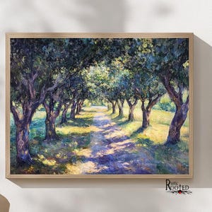 Puede incluir: Una pintura de un camino que atraviesa un bosque de árboles. Los árboles son de un verde intenso y el camino está bañado por la luz del sol. La pintura está realizada en un estilo pictórico con pinceladas visibles.