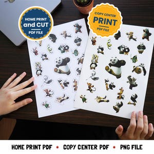 Puede incluir: Dos hojas de papel con imágenes de un personaje de panda del filme Kung Fu Panda. Las hojas están etiquetadas "Home Print and Cut PDF File" y "Copy Center Print PDF File".