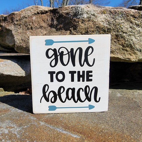 Gone to the beach sign- Beach arrow sign- Wooden beach sign- Coastal sign- Beach décor- Coastal décor- Beach- Wooden sign- Tiered tray sign
