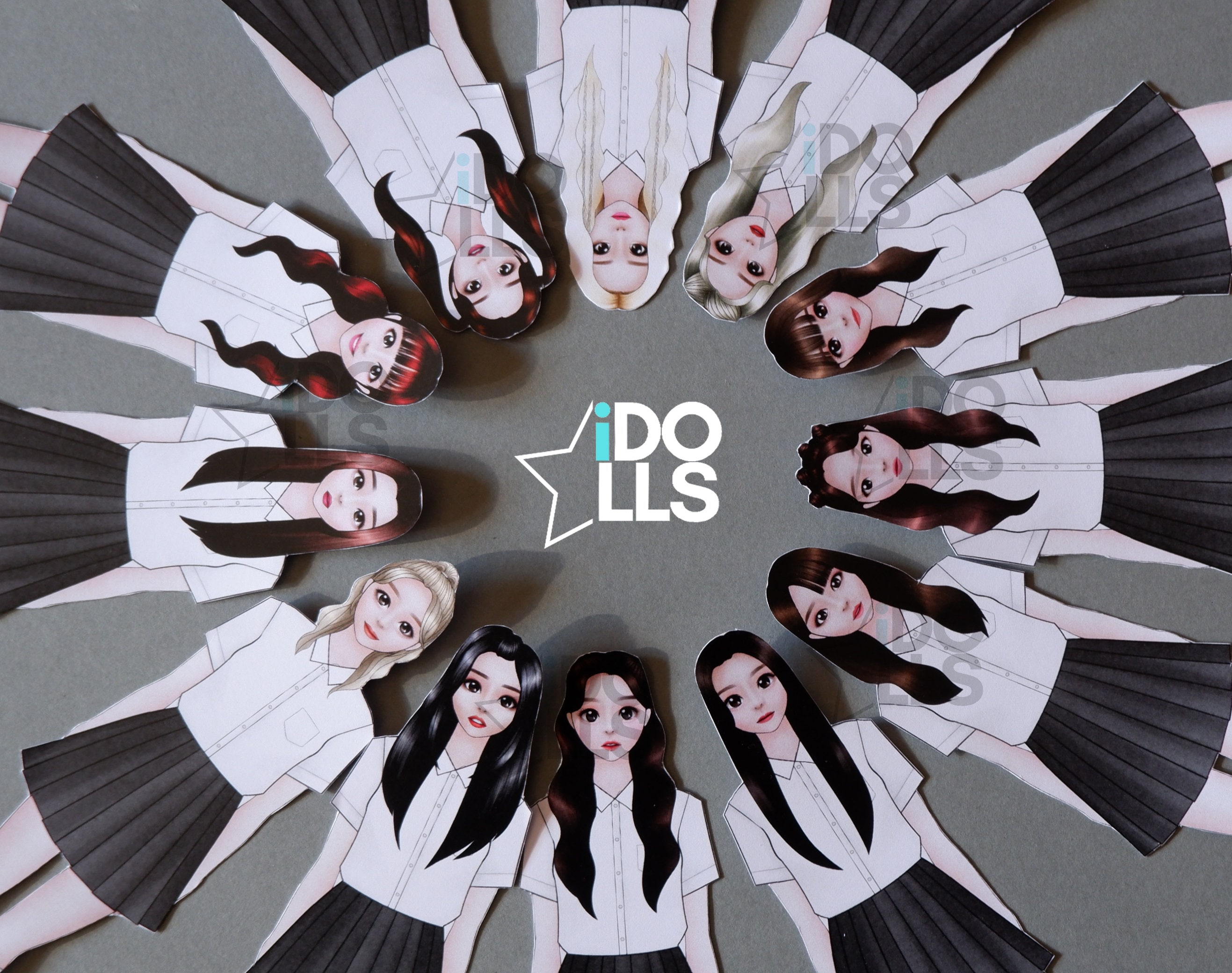 Idolls LOONA Paperdolls Outfit Favorite Version All Members 13 Oec Xxyx  K-pop Idols Gift Jinsoul Chuu Fanart Heejin Handmade Kpop - Etsy Denmark