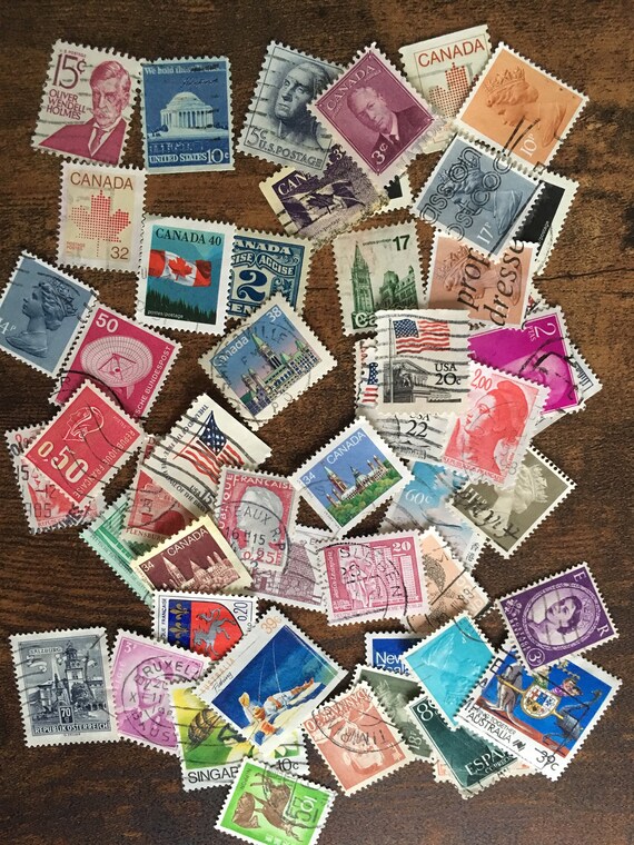 世界 - さまざまな国の使用済み切手 50 枚 - Etsy 日本