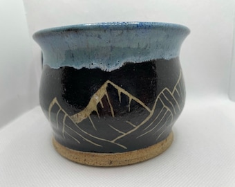 handmade | ceramic | mountain | black & blue | pottery | mug