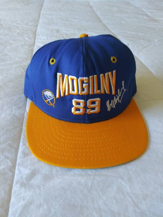 NWOT Buffalo Sabres Alexander Mogilny Snapback Hat