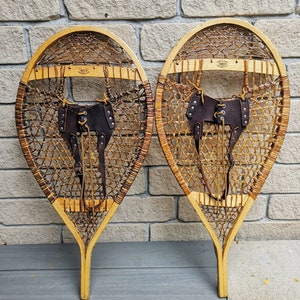Vintage Canadian Faber Wooden Snowshoes, 33&quot;*16&quot;, Loretteville, Quebec, Bear Paw, perfect condition, cleaned and inspected