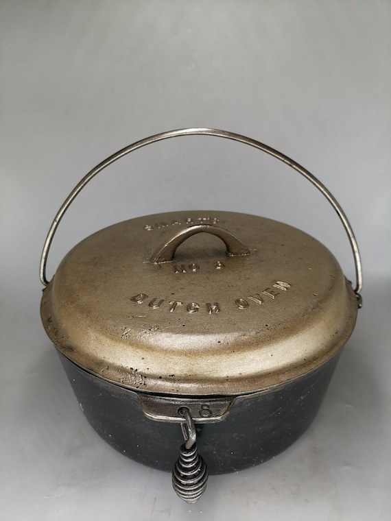 Antique Smart's No.8 Cast Iron Dutch Oven With Nickle Plated Lid