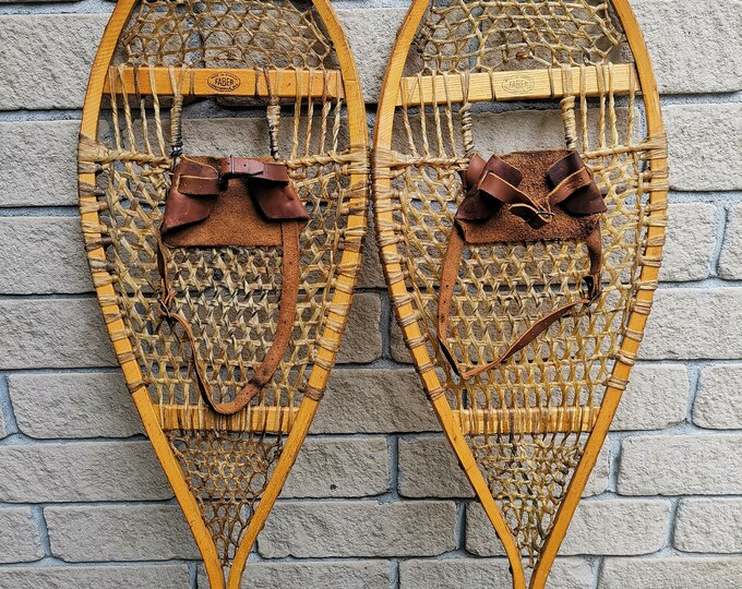 Vintage Canadian Faber Wooden Snowshoes, 4214, Perfect Condition
