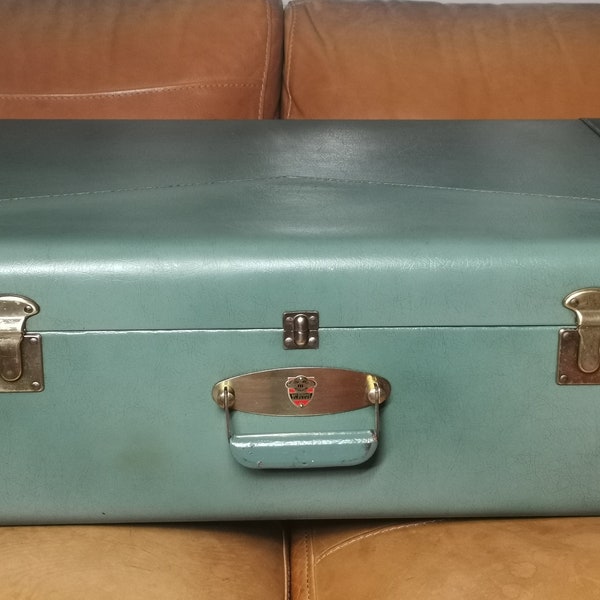 Vintage McBrine Pastel Green Leather Suitcase/Luggage,  26.25”*17.75”*9”, great original condition