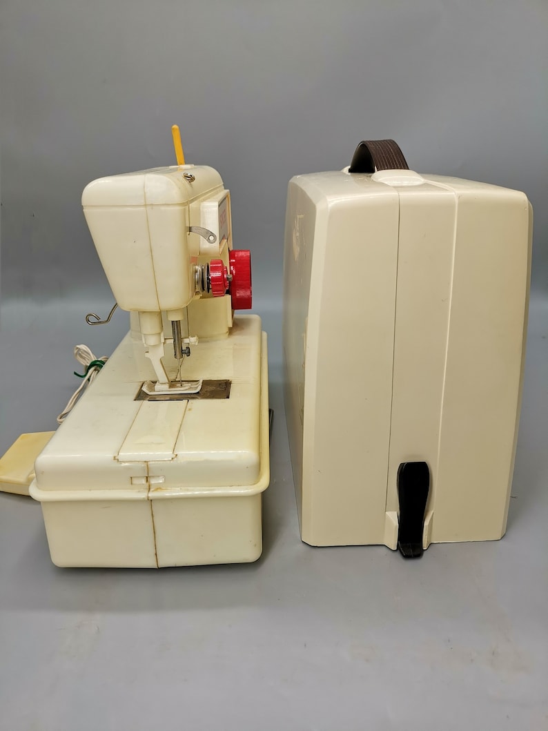 Vintage Singer Lockstitch Sewing Machine Toy Works Made in Etsy