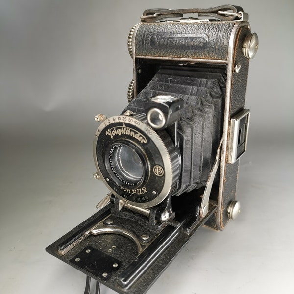 1930s'  Voigtlander Compur Folding Pocket Camera, Anastigmat Skopar 1:4.5, 6"*3.5"*1.5", good vintage condition