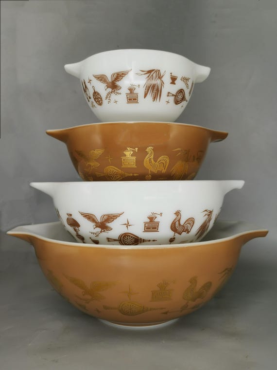 VINTAGE PYREX TABLE WARE＊ヴィンテージ器アンティーク皿 Vintage Pyrex Early American Full Cinderella Set, Original Set of