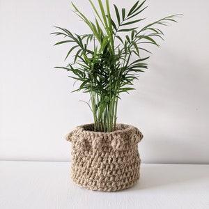 Handmade boho plant basket/cosy, jute plant basket/cosy image 2