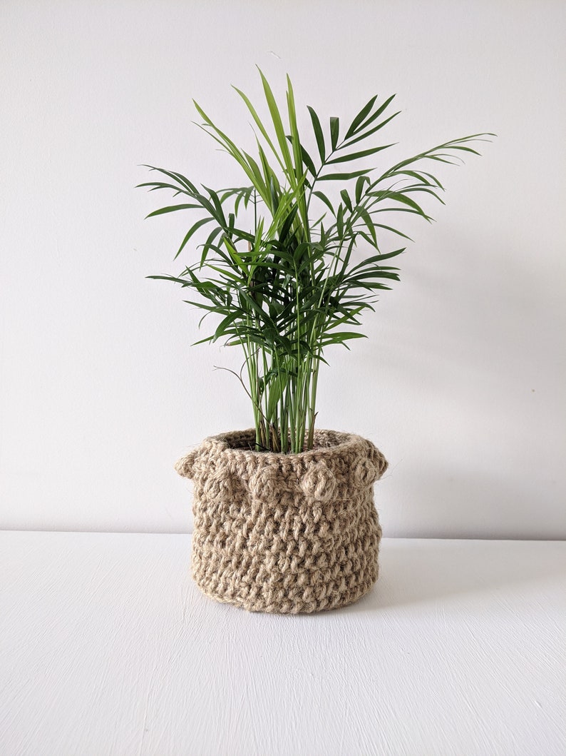 Handmade boho plant basket/cosy, jute plant basket/cosy image 2