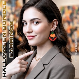 Puede incluir: Una mujer lleva pendientes de Halloween. Los pendientes tienen forma de lágrima con un borde negro, con un diseño de murciélago en naranja, rojo y verde. El texto "HALLOWEEN BUNDLE EARRINGS" está en el lado izquierdo.